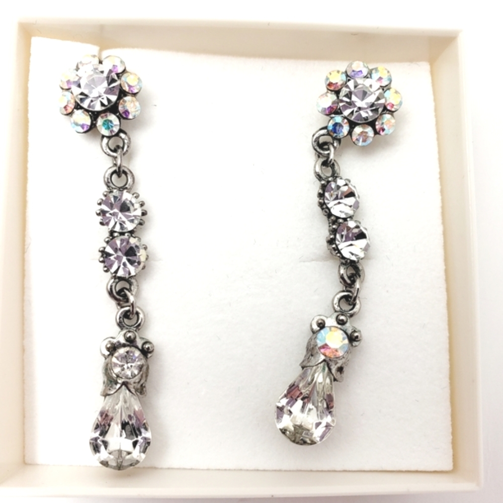 Silver Drop CRYSTAL RHINESTONE Earrings